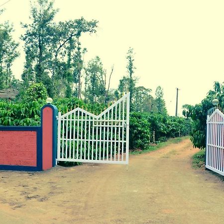 Agastya Lake View Coorg มาดิเครี ภายนอก รูปภาพ